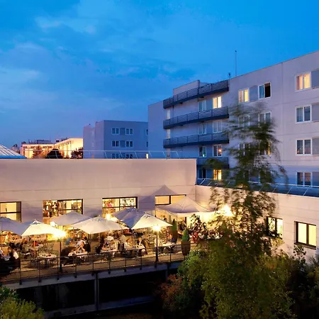 万豪巴黎戴高乐机场酒店 4*