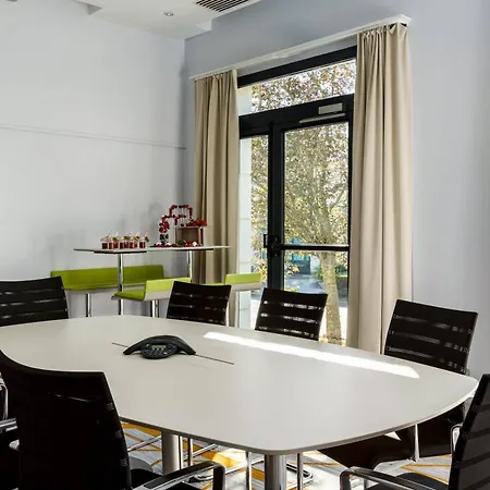 万豪巴黎戴高乐机场酒店 4*